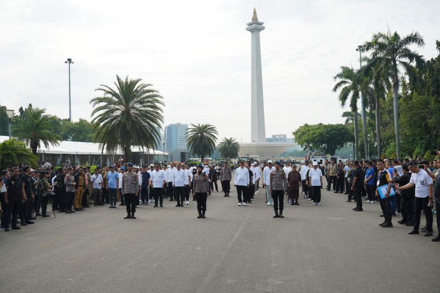 Gladi Kotor Pelantikan, Kepala Daerah Jalan Kaki dari Monas ke Istana