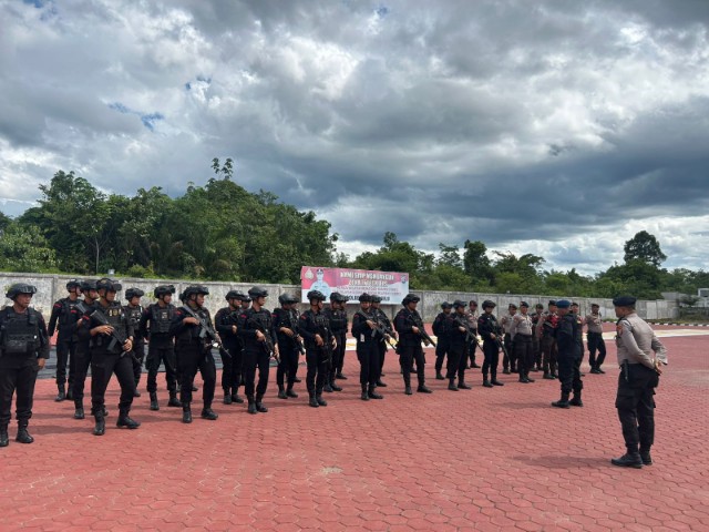Brimbo dan Samapta Patroli Ciptakan Keamanan Saat Pilkada 2024 di Kabupaten Rokan Hulu
