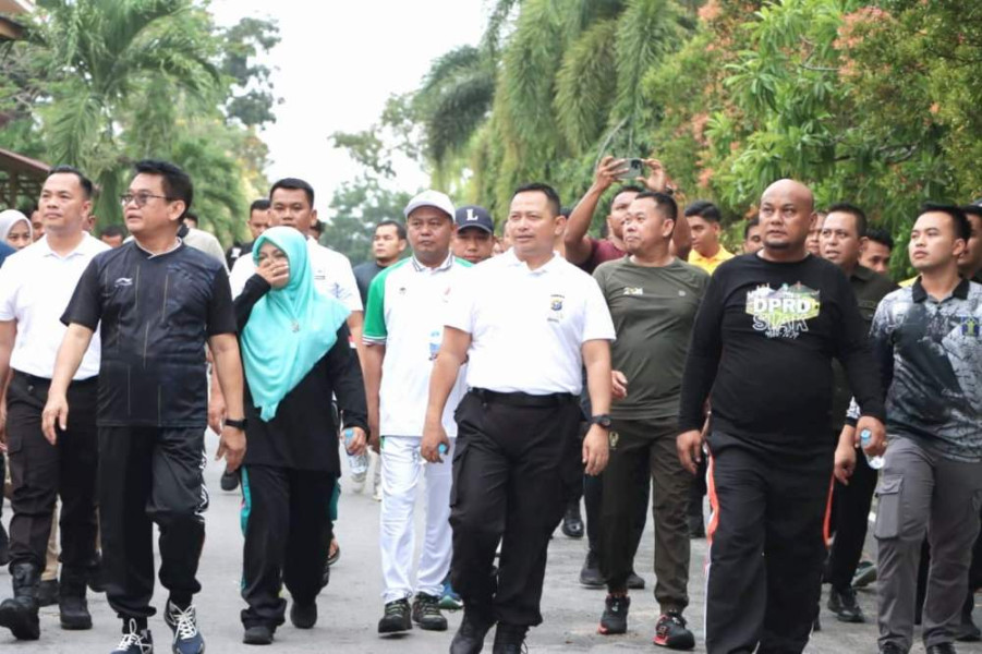 Menuju Pilkada Damai, Kapolres Siak Ajak Semua Paslon Bupati - Wakil Bupati Olahraga Bersama