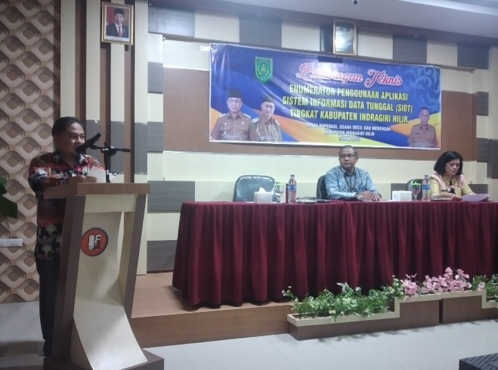 Diskop dan UKM Inhil Gelar Bimtek Enumertor Penggunaan Aplikasi SIDT
