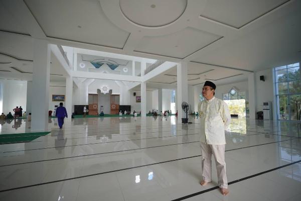 Syamsuar Kepincut, Desa Serasem Patut Dicontoh, Bisa Bangun Mesjid Hingga Borong Penghargaan