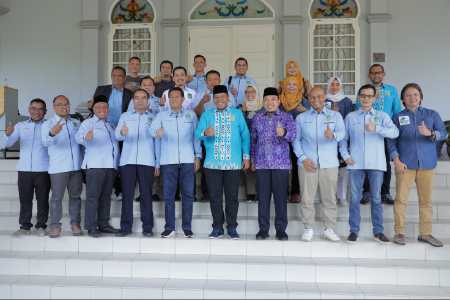 Siak Tuan Rumah Raker Pusat ke 2 IKA-UNRI