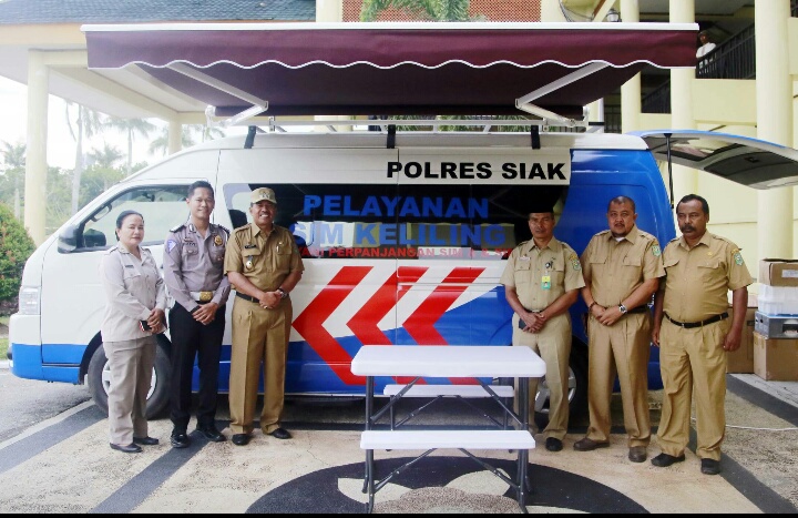 Pelayanan Perpanjangan Sim Dimulai dari Kantor Bupati Siak hingga Berkeliling Ke Kecamatan