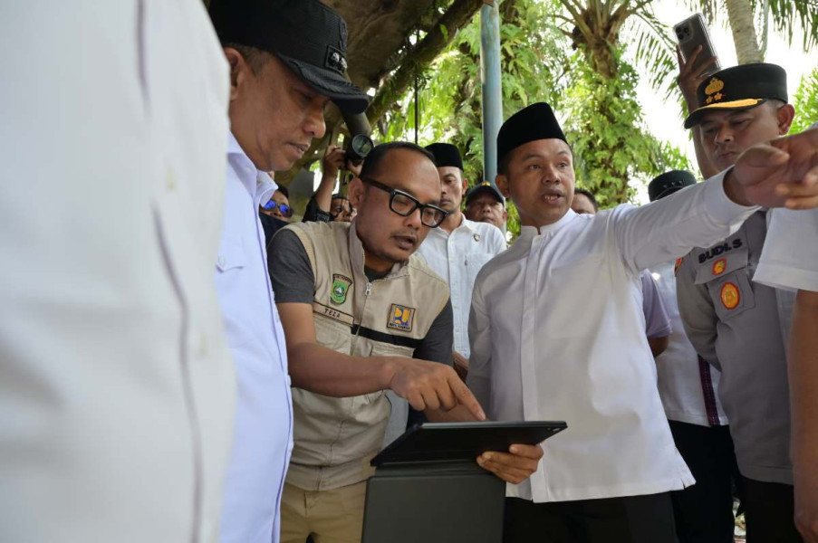 Jembatan Sungai Rokan Miring, Gubri Wahid Pastikan Diperbaiki Setelah Idul Fitri
