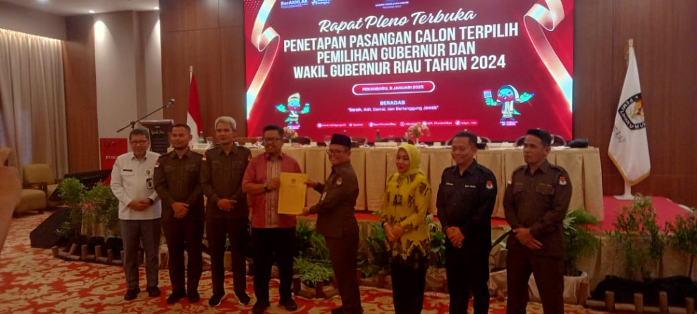 KPU Riau Tetapkan Abdul Wahid-SF Hariyanto sebagai Gubernur dan Wakil Gubernur Terpilih