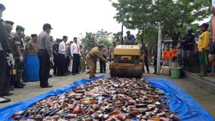 Polres Inhil Musnahkan Barang Bukti Berbagai Merk