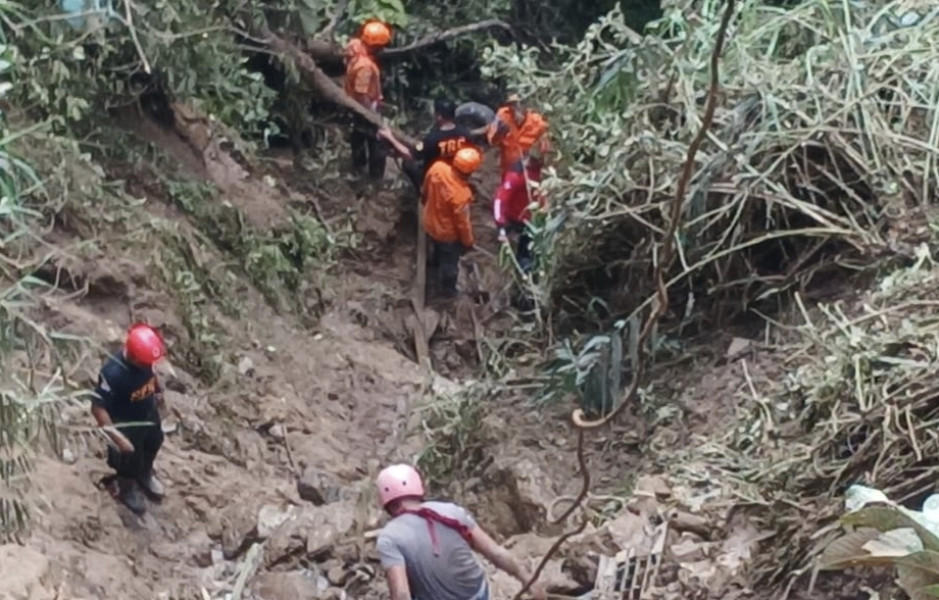 Dua Korban Mobil Masuk Jurang di Sitinjau Laut Sumbar Ditemukan Meninggal Dunia