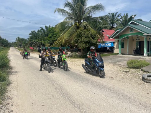 Patroli Sinergitas TNI-Polri Pasca Pilkada 2024 di Kecamatan Kepenuhan Hulu