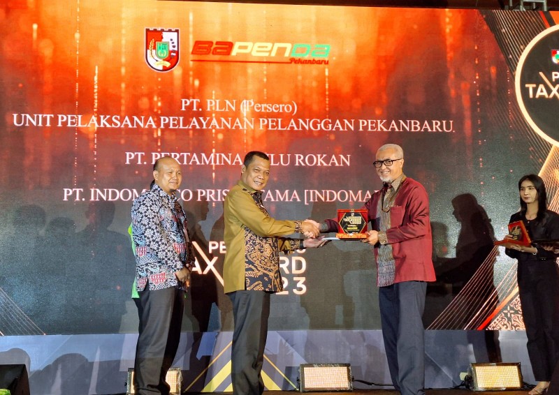 Taat Pajak Daerah, PHR Raih Penghargaan Pekanbaru Tax Award 2023