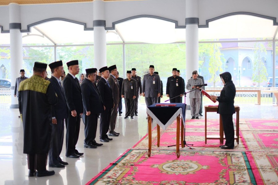 Bupati Siak Lantik Lima Pejabat Pimpinan Tinggi, Tekankan Loyalitas pada Rakyat