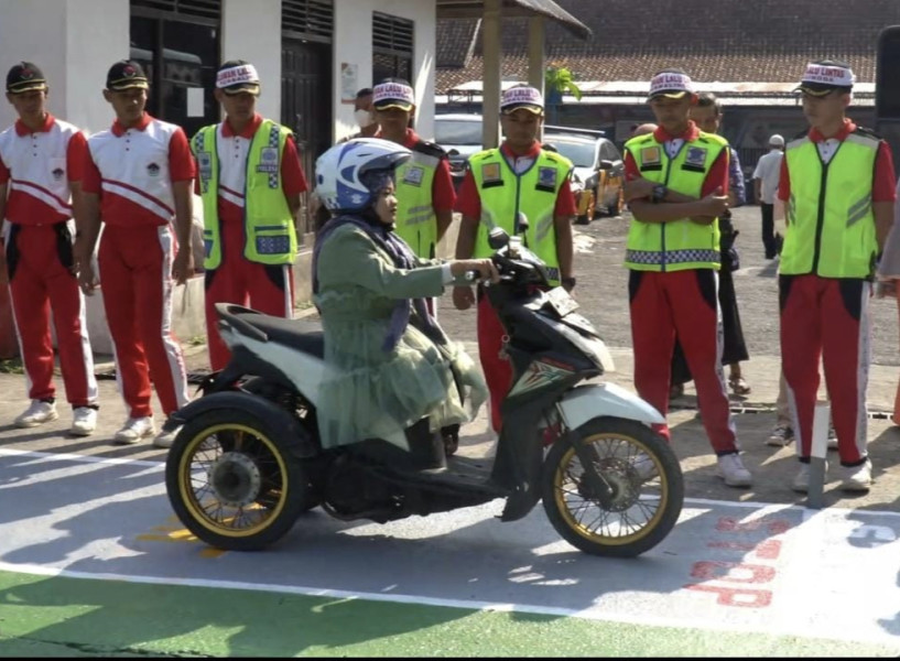 Ujian Pembuatan SIM Nggak Zigzag Lagi, Sejumlah Warga Mengaku Senang