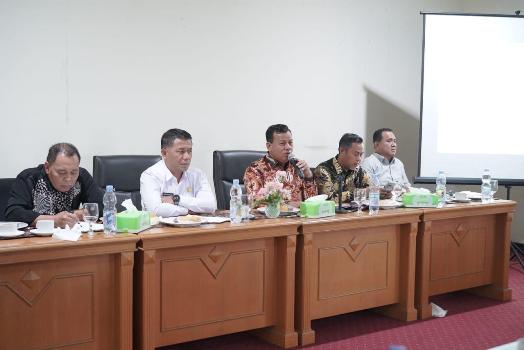  Minta Masukan dari Tokoh Masyarakat dan IKKS, Plt Bupati Kuansing Gelar Dialog