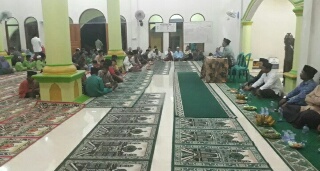 Indra Mukhlis Adnan Ajak Warga Desa Rimpian Inhu Bersholawat