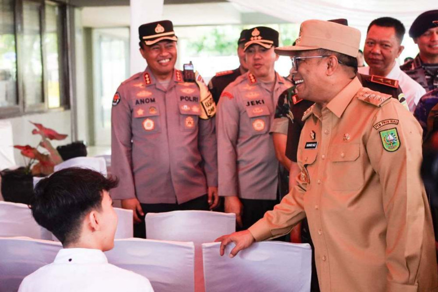 Pilkada Serentak, Pj Gubri Turun Cek TPS di Riau