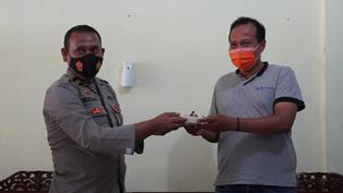 Bertepatan HUT Humas Polri, Polres Siak Potong Tumpeng Bersama Insan Pers