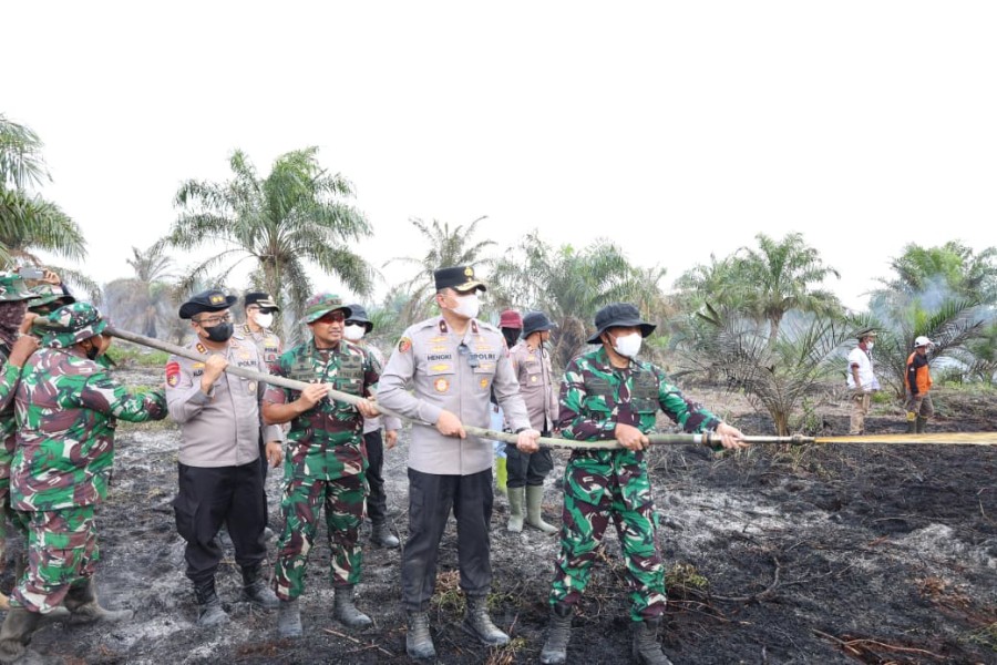 Polda Riau Perkuat Pengawasan Karhutla, Patroli Udara dan Darat Digelar di Wilayah Rawan