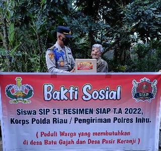 Pulang Kampung ke Inhu, Ripal Indrawata Penerima Pin Emas Gelar Baksos