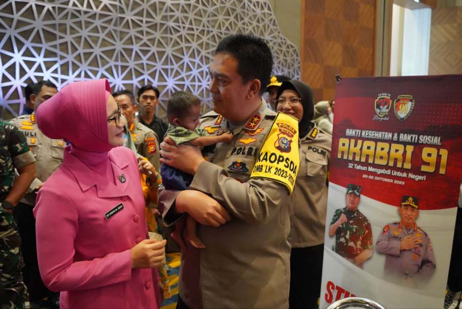 Alumni AKABRI Angkatan 1991 Gelar Baksos, Operasi Katarak, Sunatan Massal, Hingga Hapus Tato