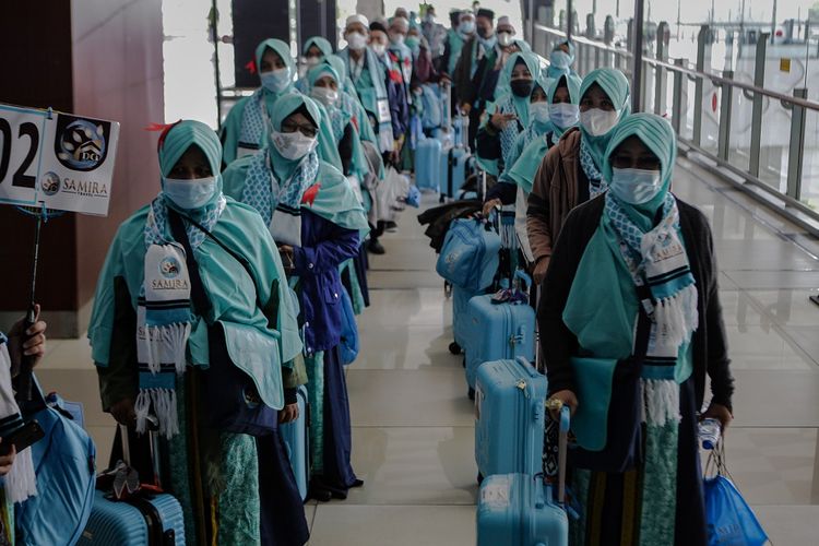 Arab Saudi Kembali Buka Umrah Mulai 20 Juni