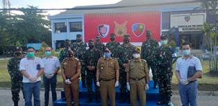 Pangkoopsau I Bagikan 1000 Bansos dan Tinjau Latihan Jalak Sakti 2020