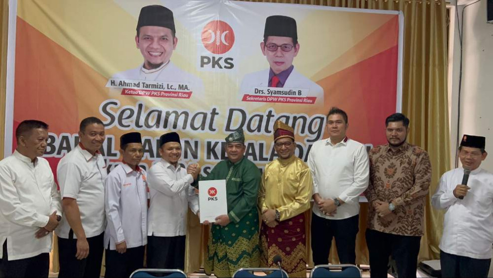 Kembalikan Berkas Pendaftaran Balon Gubri, PKS Sebut Edy Natar Bukan Sosok Orang Baru