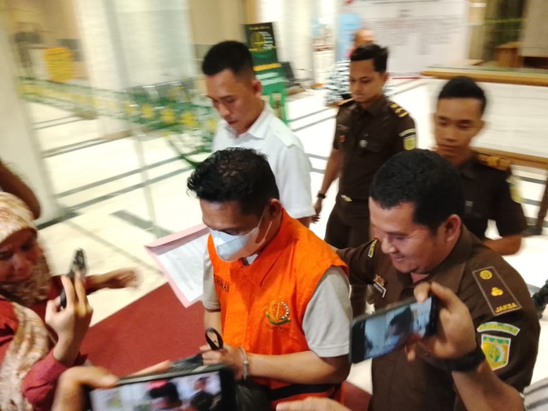 Kejati Riau Tetapkan Mantan Dirut PT SPRH Sebagai Tersangka