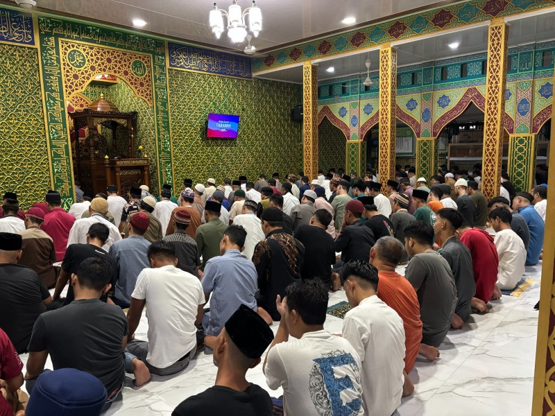 Tarawih Malam Pertama Ramadhan, Warga Binaan Lapas Pekanbaru Khusyuk Beribadah