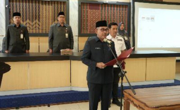 Sekda Siak Lantik Pejabat Administrator dan Pengawas, Tekankan Integritas dan Inovasi Pelayanan