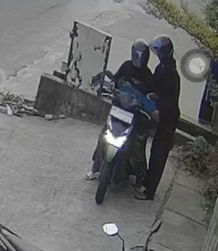 Nekat Curi Panel Jalan, Tiga Pelaku Tak Berkutik Usai Dikejar Petugas