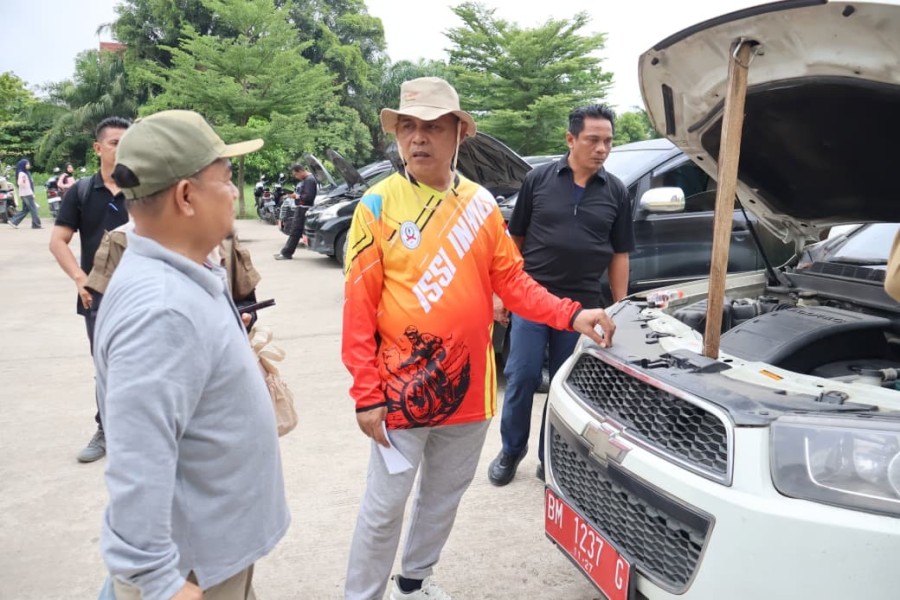 Lelang Kendaraan Dinas Dibuka untuk Umum, Bupati Inhil Turun Langsung ke Lokasi