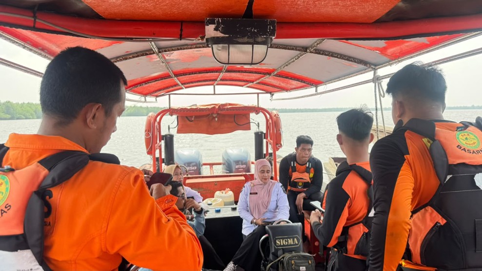 6 Penumpang Kapal Mati Mesin di Perairan Meranti Diselamatkan Tim SAR