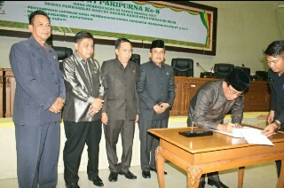 Dalam Bekerja, DPRD Minta Pemkab Inhil Pedomani APBD-P