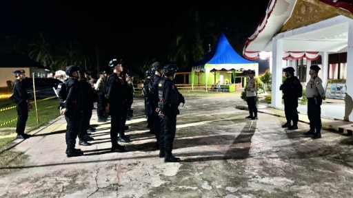 Konsolidasi Personil POH dan Pengamanan Rapat Pleno PPK Pilkada 2024 di Kecamatan Tambusai Utara