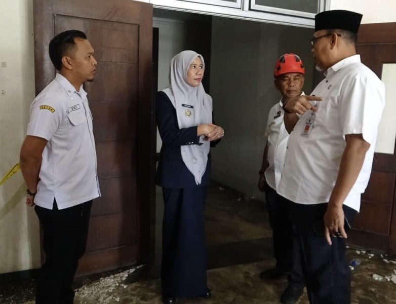 Wabup Inhil Tinjau Lokasi Kebakaran