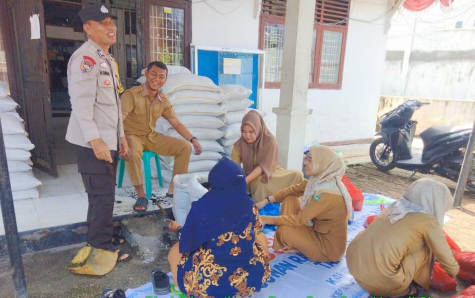 Bhabinkamtibmas Polsek Kandis Gencarkan Cooling System, Pastikan Pilkada Aman dan Damai