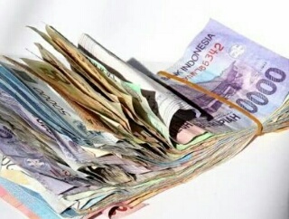 Miris. Orangtuanya Tergiur Bisnis Investasi Oknum Dewan Riau,  Rumah Tergadai, Anak Berhenti Kuliah