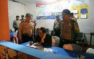 Bupati Inhil Kunjungi Tempat Ibadah Umat Kristiani