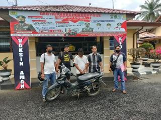 Alasan Mau Beli Rokok, Petani di Inhu Nekat Bawa Kabur Sepeda Motor & Anak Gadis 